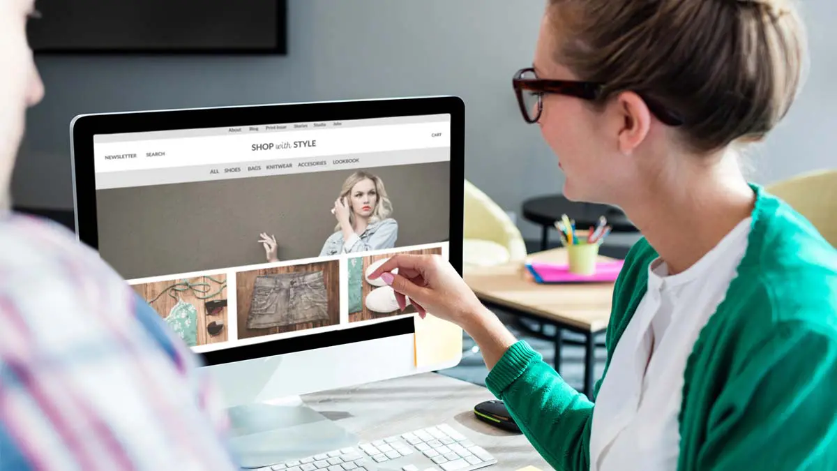 Read more about the article Expand Your Business Reach Use Shopify Web Development