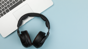 Read more about the article Top 5 Best Headphones For Vizio TV 2023