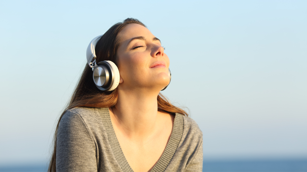 Read more about the article Top 5 Best Headphones For Meditation 2022