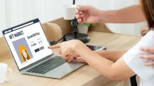 Read more about the article What Laptops Are The Best For NFT Creators?
