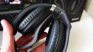 Read more about the article Why Are Not My Headphones Charging?