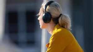 Read more about the article How to Turn Off Bose 700 Noise Cancelling Headphones?