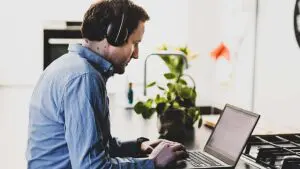 Read more about the article Are Bose Headphones Good For Mixing?