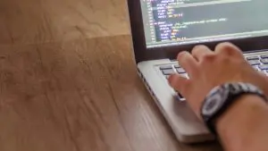 Read more about the article Top Qualifications You Need to Get a Job in IT