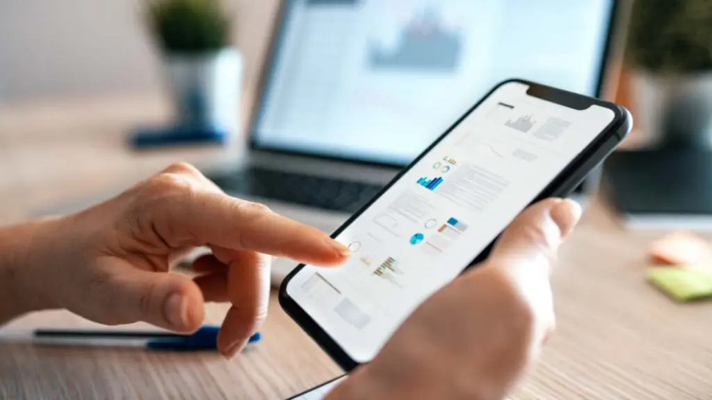 Integrate Mobile Apps With Employee Engagement Strategy