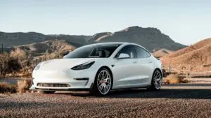 Read more about the article Tesla Streaming Music Not Working