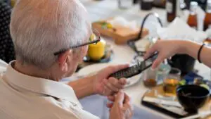 Read more about the article How To Edit Contacts On Jitterbug Flip Phone?
