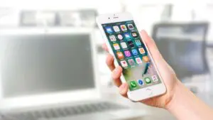 Read more about the article How To Fax From An iPhone Dingtone?