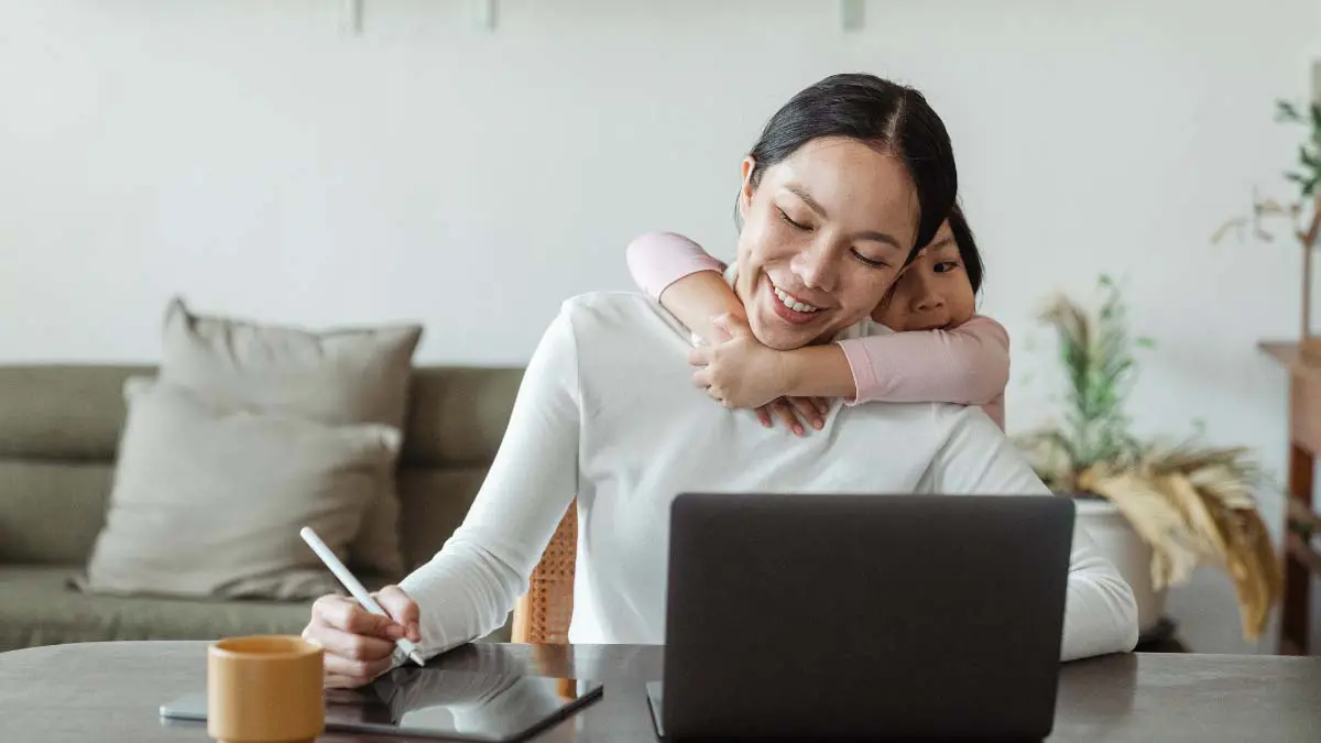 You are currently viewing Work From Home: Pros & Cons to Know About