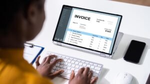 Read more about the article Best Invoice Software For Freelancers