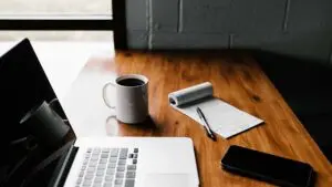 Read more about the article Navigating Communication In The Evolving Digital Workplace For Employee Engagement