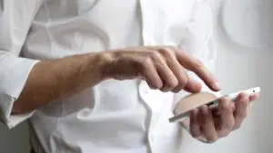 Read more about the article Rooting Your Phone: 5 Reasons NOT to Do It