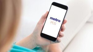 Read more about the article How to Activate MetroPCS SIM Cards for iPhones?
