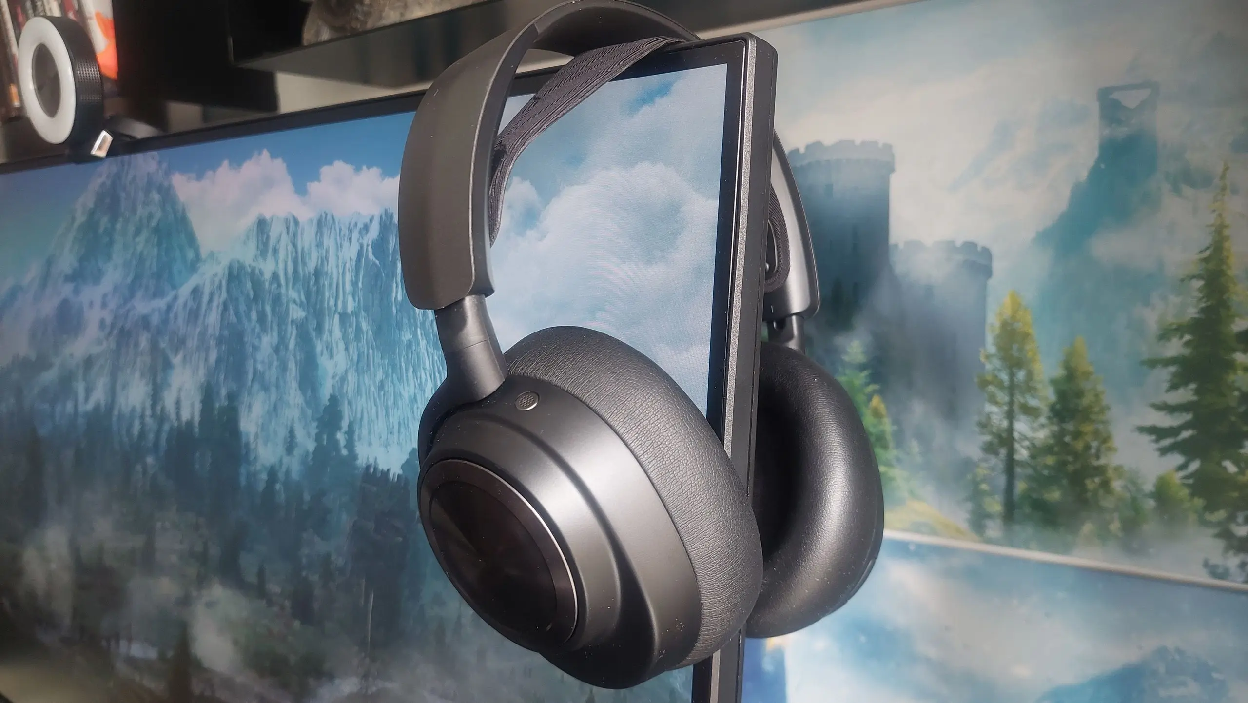 You are currently viewing The Ultimate Guide to Headsets in 2025: Best Choice for Gaming, Work, Online Classes & Daily Use
