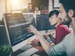 Read more about the article The Ultimate Guide to Software Reviews in 2025: How to Find, Trust, and Use Software Reviews to Make Smarter Decisions