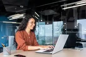 Read more about the article Monetizing Your Device for Web Development Education: A Complete Guide